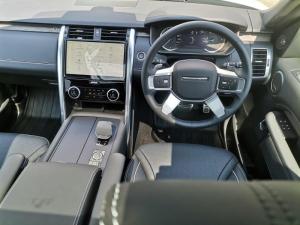 Land Rover Discovery 3.0TD SE R-DYNAMIC - Image 9