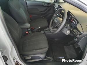 Ford Fiesta 1.0 Ecoboost Trend 5-Door automatic - Image 8