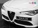 Alfa Romeo Giulia 2.0T Veloce - Thumbnail 3