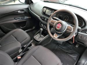 Fiat Tipo 1.6 City Life automatic 5-Door - Image 9