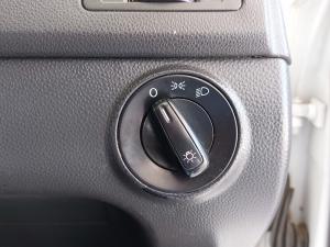 Volkswagen Polo Vivo hatch 1.4 Conceptline - Image 12
