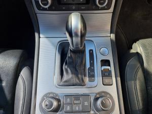 Volkswagen Touareg V6 TDI Luxury - Image 15