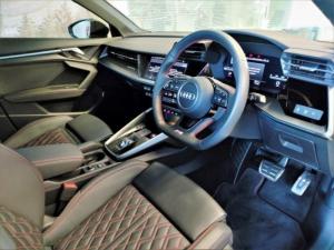 Audi S3 Quattro Stronic - Image 11