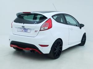 Ford Fiesta ST 1.6 Ecoboost Gdti - Image 5