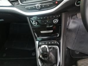 Opel Astra hatch 1.4T Sport - Image 11
