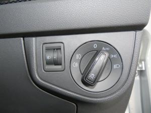 Volkswagen Polo 1.0 TSI Life - Image 8