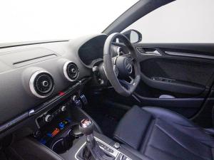 Audi RS3 2.5 Stronic - Image 7