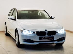 BMW 320i automatic - Image 4