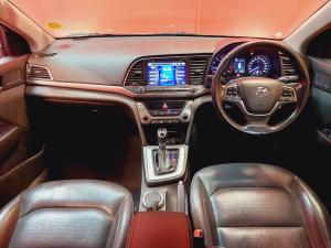 Hyundai Elantra 1.6 Executive auto - Image 20