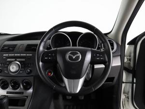 Mazda MAZDA3 1.6 Dynamic - Image 3