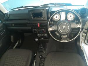 Suzuki Jimny 1.5 GL AllGrip - Image 6