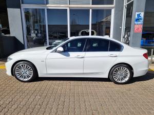 BMW 3 Series 335i Luxury - Image 2