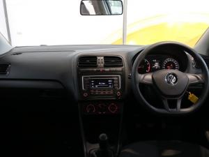 Volkswagen Polo sedan 1.4 Trendline - Image 11