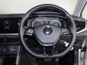 Volkswagen Polo 1.0 TSI Comfortline DSG - Image 12