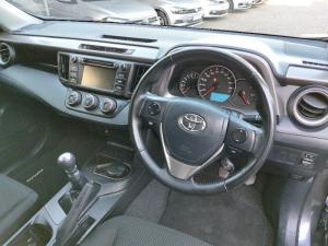 Toyota RAV4 2.0 GX - Image 17
