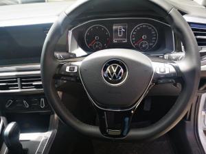 Volkswagen Polo hatch 1.0TSI Highline auto - Image 13
