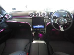 Mercedes-Benz C200 automatic - Image 11