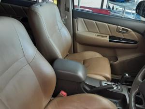 Toyota Fortuner 3.0D-4D Raised Body automatic - Image 8