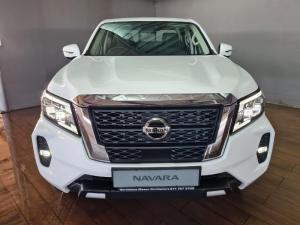 Nissan Navara 2.5DDTi LE automatic D/C - Image 9