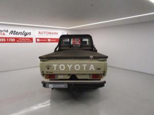 Toyota Land Cruiser 4.5 PetrolS/C - Image 5