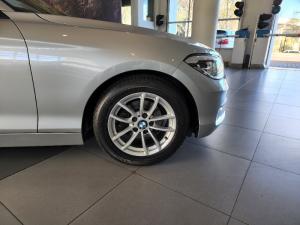 BMW 118i 5-Door automatic - Image 4