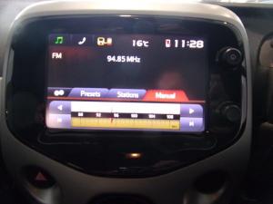Toyota Aygo 1.0 X-Play - Image 9