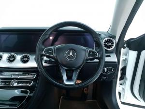 Mercedes-Benz E 200 Coupe - Image 9
