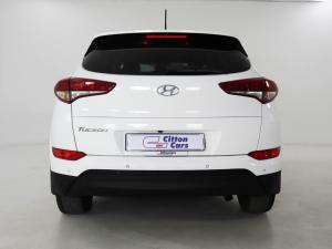 Hyundai Tucson 2.0 Elite automatic - Image 6