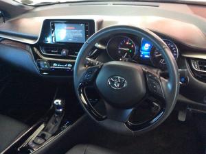 Toyota C-HR 1.2T Luxury CVT - Image 4