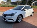 Thumbnail Opel Astra hatch 1.0T Essentia