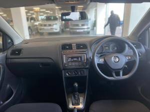 Volkswagen Polo Vivo hatch 1.6 Comfortline auto - Image 10