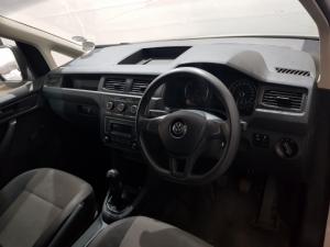Volkswagen Caddy 2.0TDI panel van - Image 8