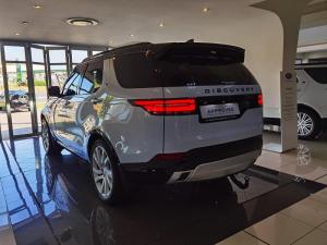 Land Rover Discovery 3.0 TD6 Landmark Edition - Image 5