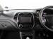 Renault Captur 900T Dynamique 5-Door - Thumbnail 11