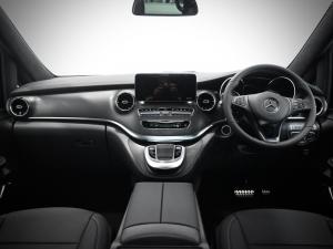 Mercedes-Benz V-Class V300d Exclusive - Image 6