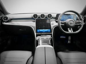 Mercedes-Benz C-Class C200 Avantgarde - Image 6