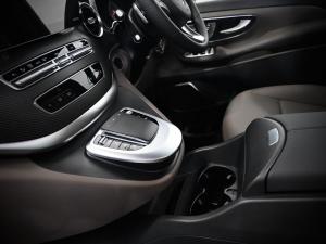 Mercedes-Benz V-Class V300d Exclusive - Image 7