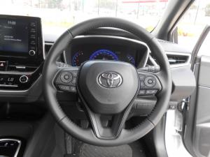 Toyota Corolla 2.0 XR - Image 13