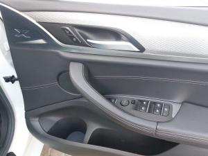 BMW X3 xDrive20d Mzansi Edition - Image 10