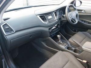 Hyundai Tucson 2.0 Premium auto - Image 8