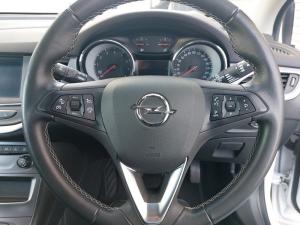 Opel Astra hatch 1.0T Enjoy - Image 13