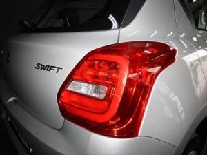 Suzuki Swift 1.2 GL auto - Image 15