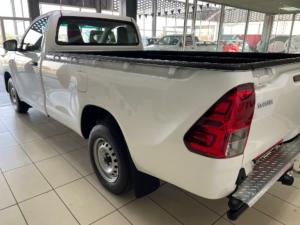 Toyota Hilux 2.0 S (aircon) - Image 3