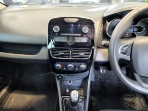 Renault Clio 66kW turbo Authentique - Image 13