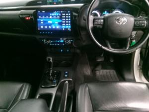 Toyota Hilux 2.8GD-6 double cab Raider auto - Image 5
