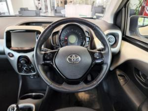 Toyota Aygo 1.0 - Image 9