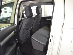 Toyota Hilux 2.4 GD-6 RB Raider automaticD/C - Image 6