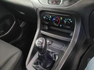 Ford Figo hatch 1.5 Ambiente - Image 10