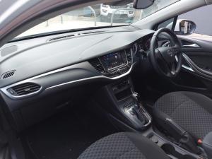Opel Astra hatch 1.4T Edition - Image 8