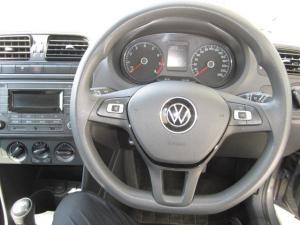 Volkswagen Polo Vivo hatch 1.4 Comfortline - Image 12